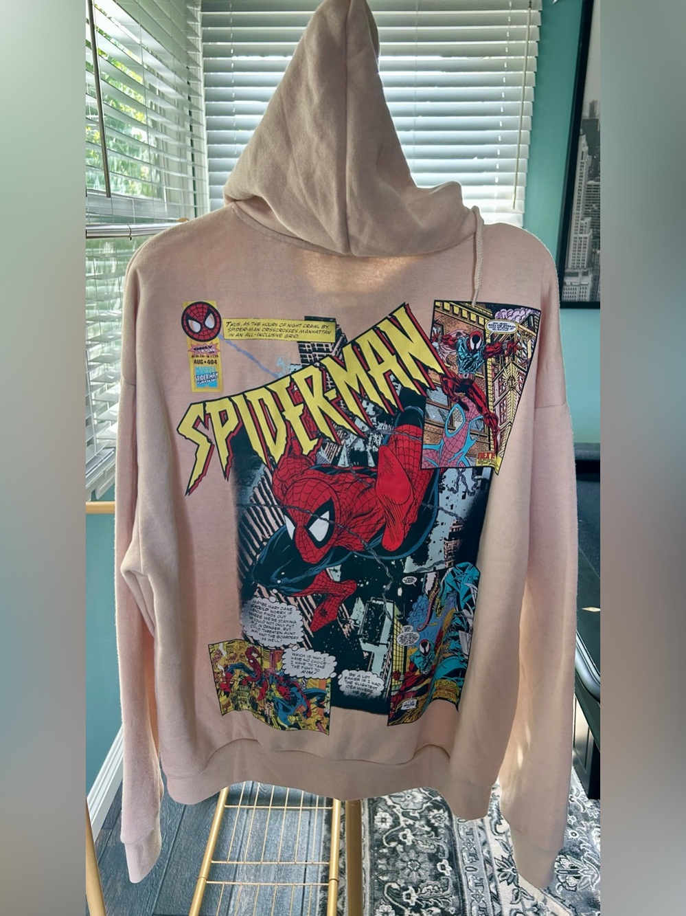 Spider-Man Graphic Hoodie Sweatshirt - beige NWT size Medium